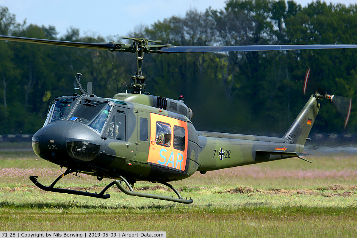 71 28, Bell (Dornier) UH-1D Iroquois (205) C/N 8188, 71+28 at Celle