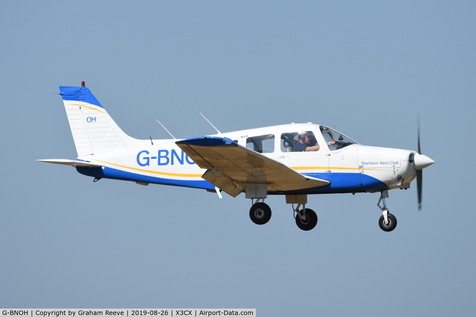 G-BNOH, 1987 Piper PA-28-161 Cherokee Warrior II C/N 2816016, Landing at Northrepps.
