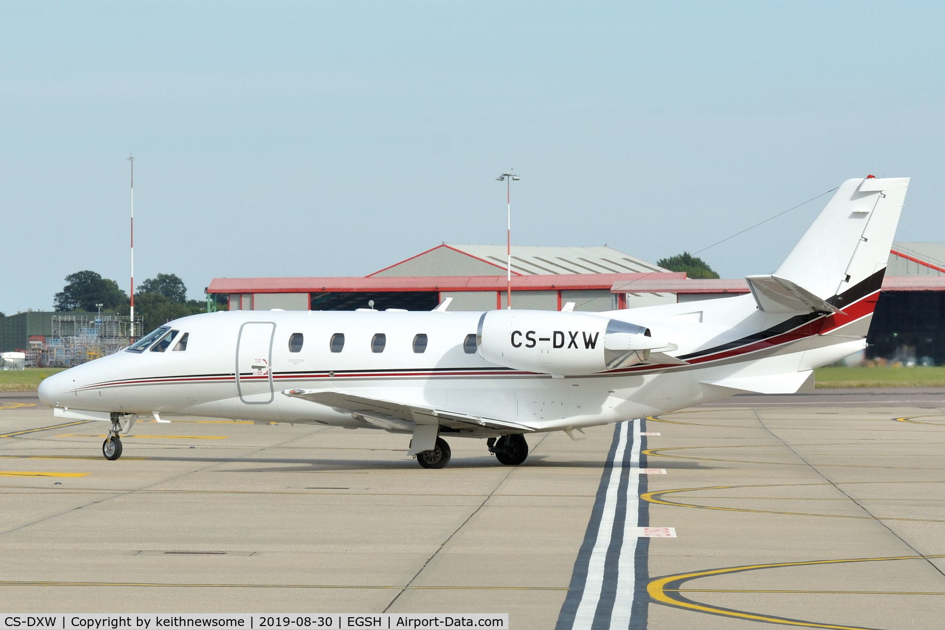 CS-DXW, 2008 Cessna 560 Citation Excel XLS C/N 560-5787, Leaving Norwich with later colour scheme.