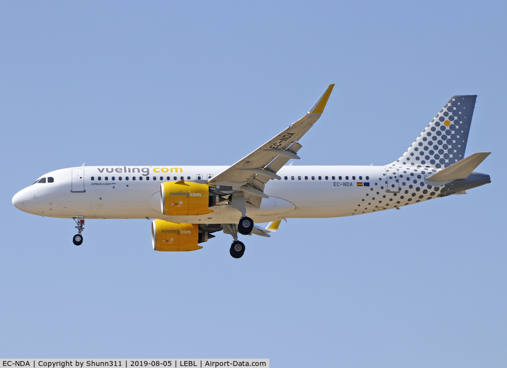 EC-NDA, 2019 Airbus A320-271N C/N 8843, Landing rwy 25R