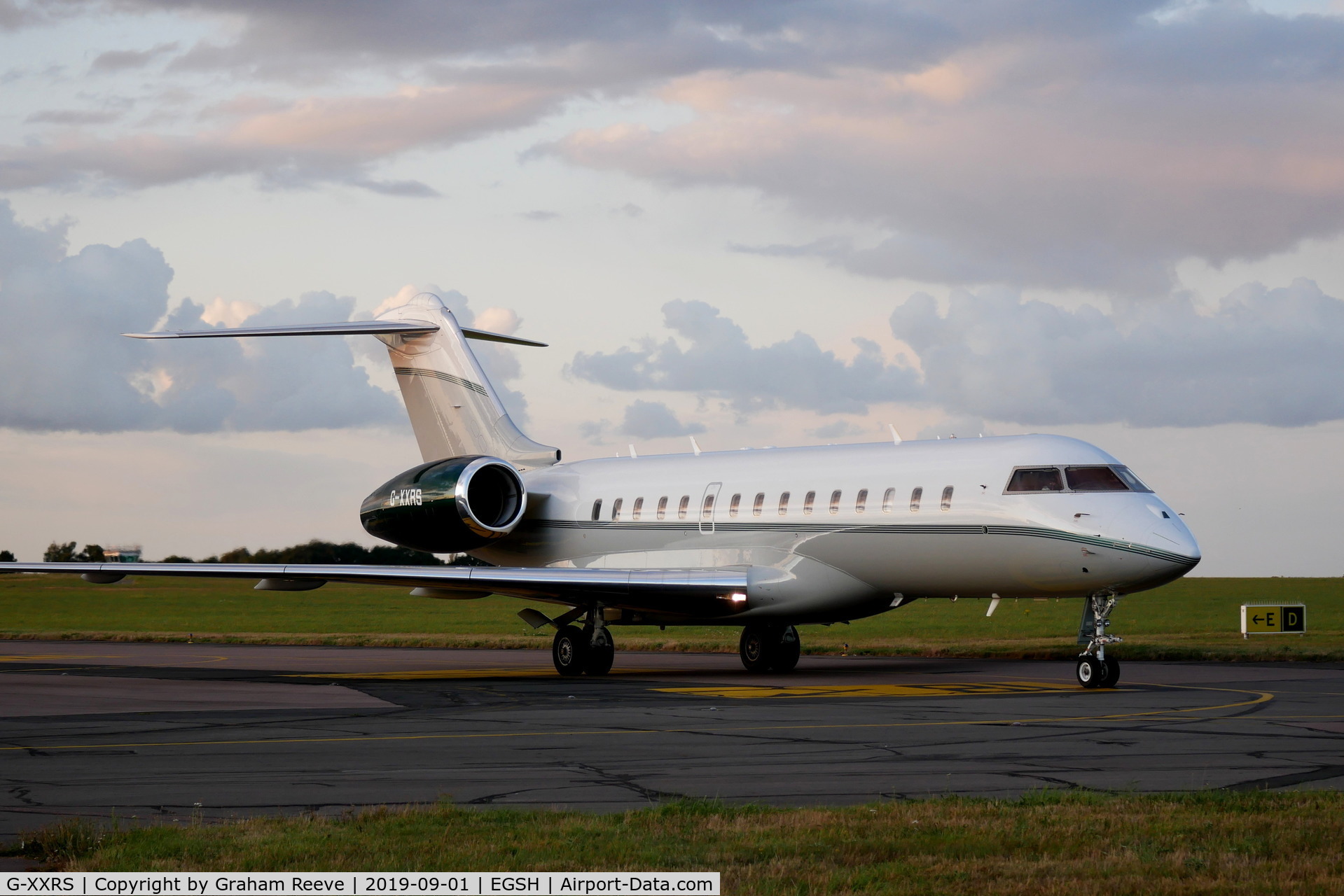 G-XXRS, 2004 Bombardier BD-700-1A10 Global Express C/N 9169, Just landed at Norwich.