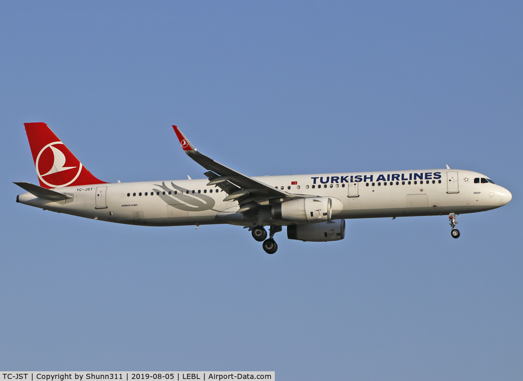TC-JST, 2015 Airbus A321-231 C/N 6682, Landing rwy 25R... Renamed as 'Sinop'