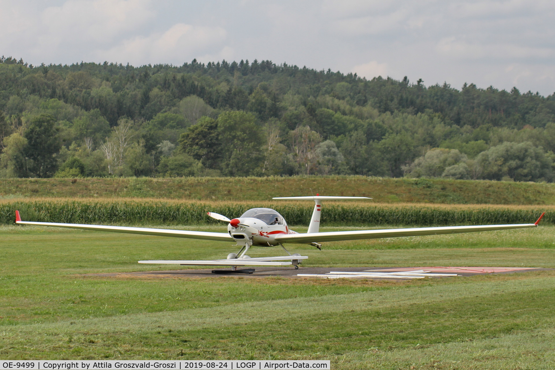 OE-9499, Diamond HK-36TTC Super Dimona C/N 36675, LOGP -Pinkafeld Airfield, Austria