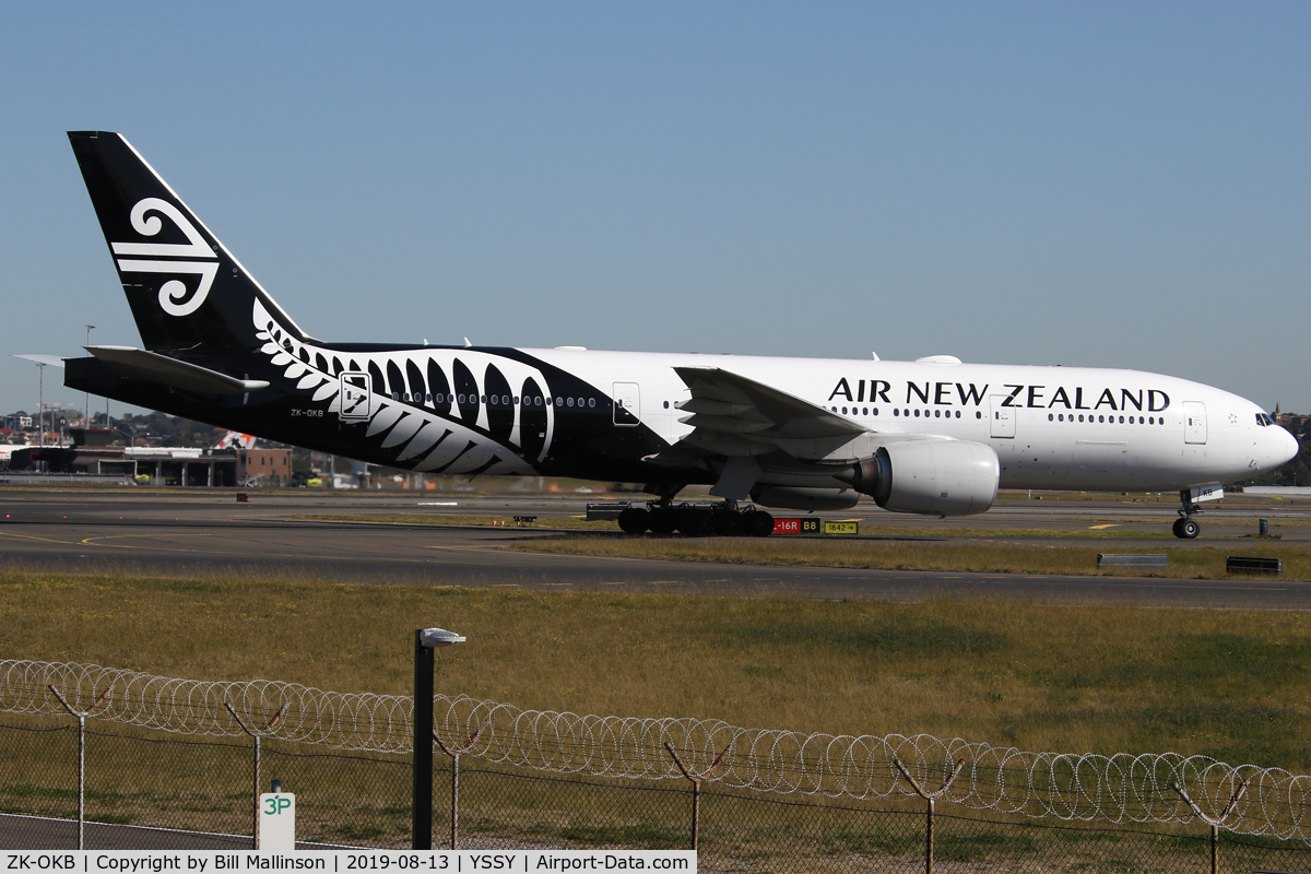 ZK-OKB, 2005 Boeing 777-219/ER C/N 34376, NZ101 from AKL