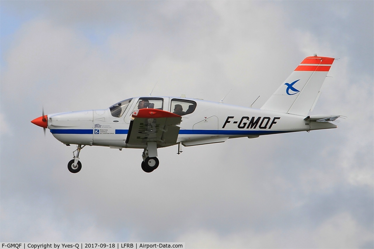 F-GMQF, Socata TB-20 C/N 1623, Socata TB-20, On final rwy 25L, Brest-Bretagne airport (LFRB-BES)