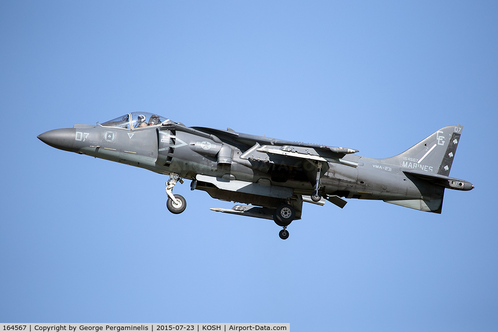 164567, McDonnell Douglas AV-8B Harrier II C/N 252, Participating in the daily airshow.