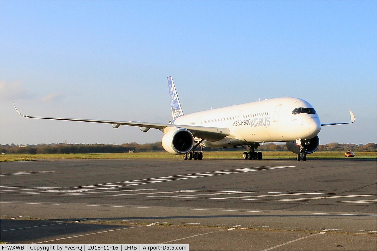 F-WXWB, 2013 Airbus A350-941 C/N 001, Airbus A350-941, Taxiing, Brest-Bretagne airport (LFRB-BES)