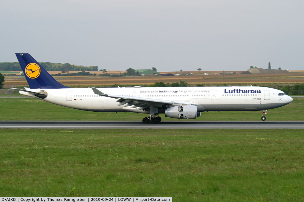 D-AIKB, 2004 Airbus A330-343X C/N 576, Lufthansa Airbus A330-300