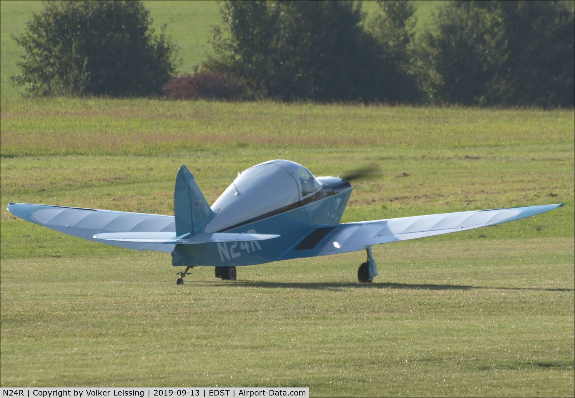 N24R, 1940 Culver LCA C/N 186, landing at ott19