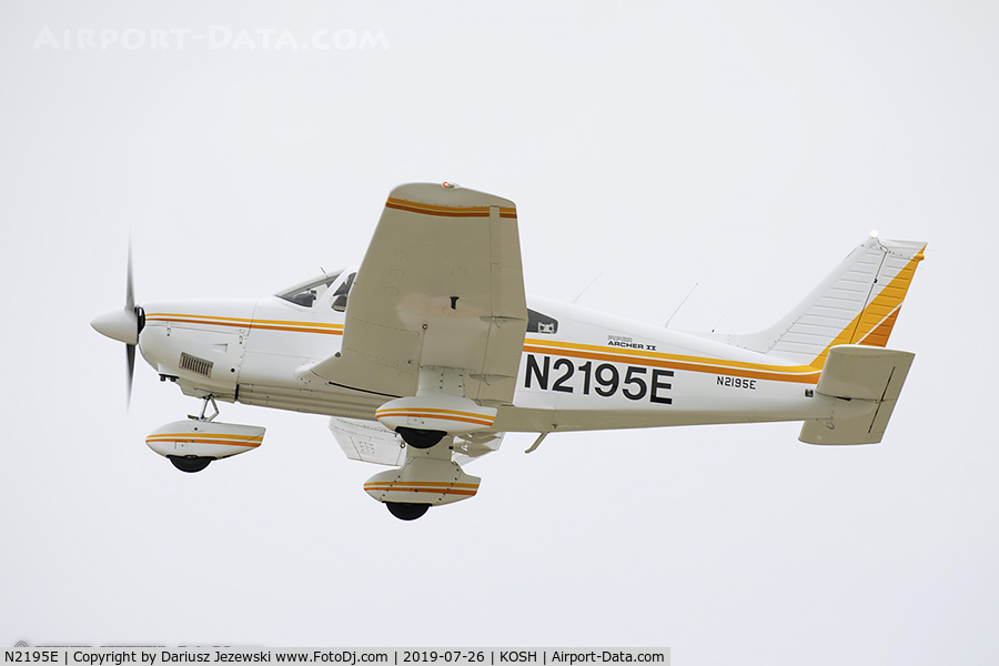 N2195E, 1978 Piper PA-28-181 C/N 28-7990182, Piper PA-28-181 Archer  C/N 28-7990182, N2195E