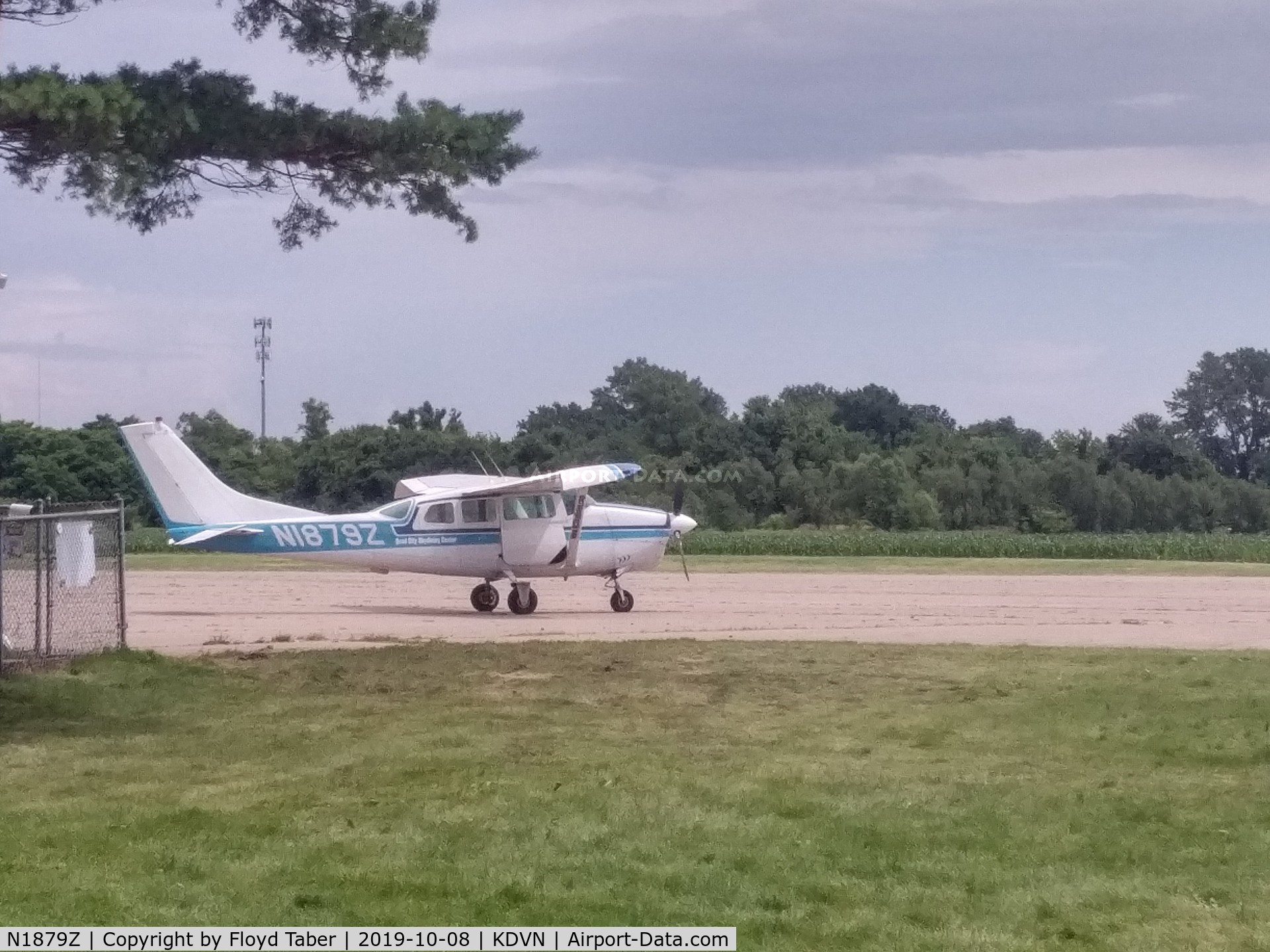 N1879Z, 1962 Cessna 210-5A (205A) C/N 205-0079, At the CAP Ramp at Davenport