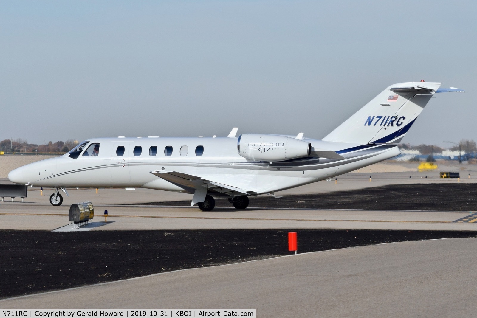 N711RC, 2008 Cessna 525A C/N 525A0428, Taxiing from the north GA ramp.