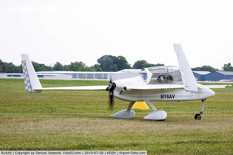 N16AV, 2013 Rutan Long-EZ C/N 002, Zipper  C/N 2, N16AV