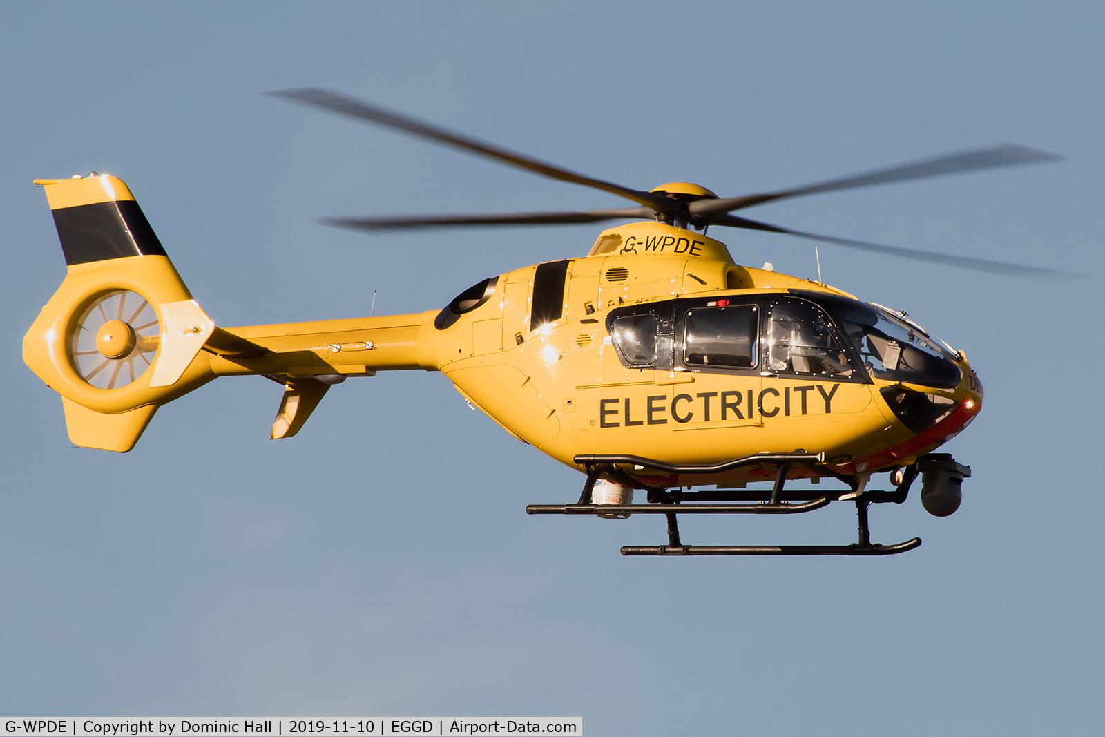 G-WPDE, 2015 Airbus Helicopters EC-135P-2+ C/N 1145, Landing RWY 09