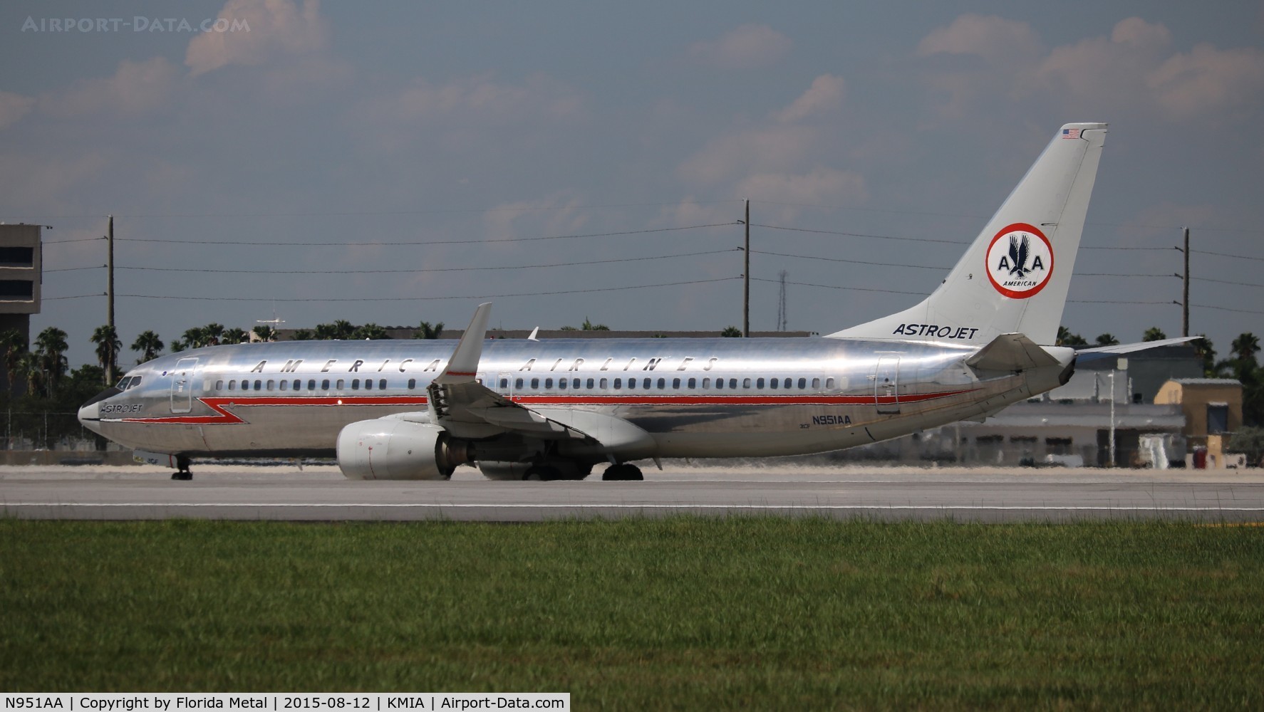 N951AA, 2000 Boeing 737-823 C/N 29538, Astrojet