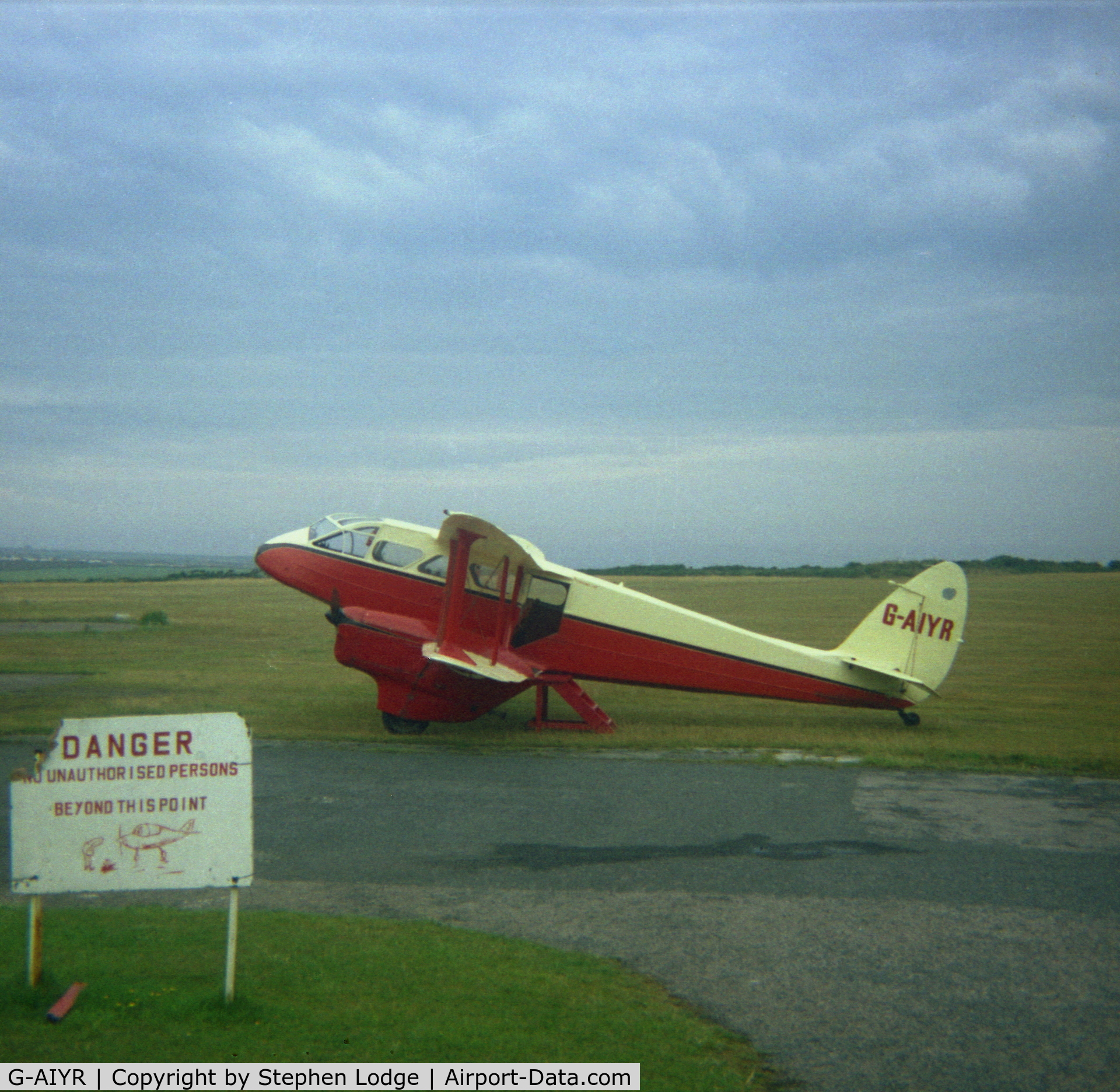 G-AIYR, 1943 De Havilland DH-89A Dominie/Dragon Rapide C/N 6676, Waiting for customers for pleasure flights, Lands End (St Just), Summer of 1978.