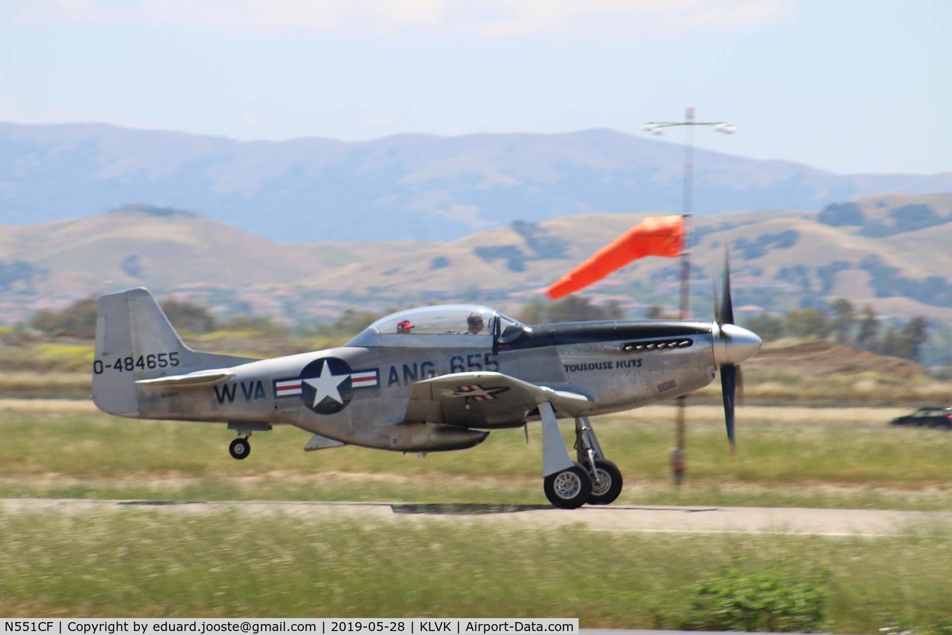 N551CF, 1944 North American TF-51D Mustang C/N 122-44511, Beautiful take-off run of this P-51 during the Wings of Freedom tour at KLVK.