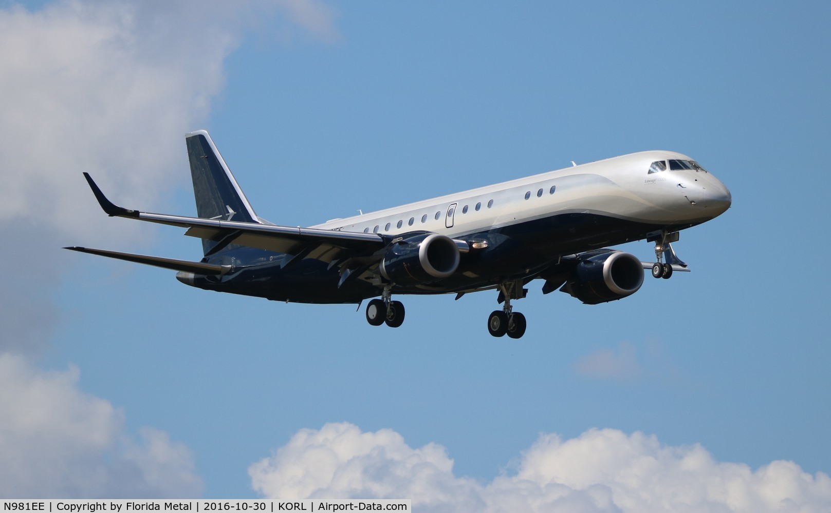 N981EE, 2013 Embraer ERJ-190-100ECJ Lineage 1000 C/N 19000559, Lineage 1000