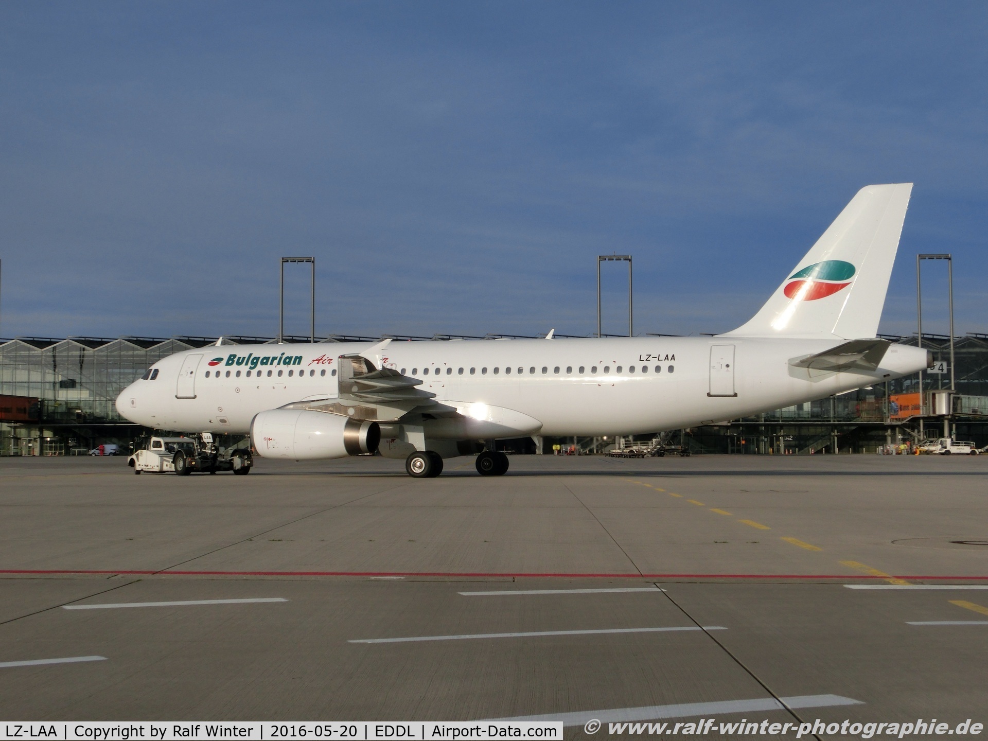 LZ-LAA, 1991 Airbus A320-231 C/N 256, Airbus A320-231 - 1T BUC Bulgarian Air Charter - 256 - LZ-LAA - 20.05.2016 - DUS