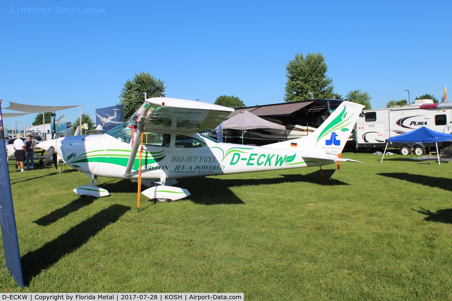 D-ECKW, Cessna 182N Skylane C/N 18260439, OSH 2017