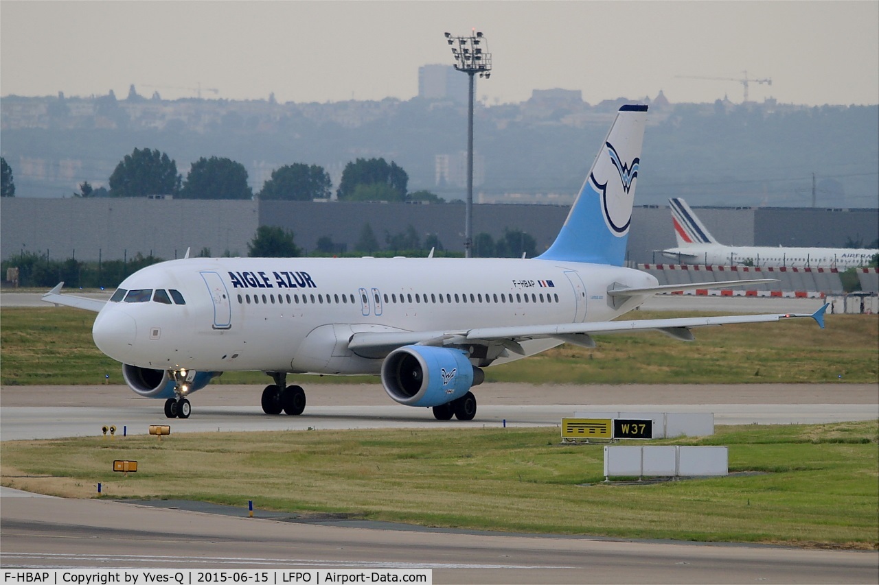 F-HBAP, 2011 Airbus A320-214 C/N 4675, Airbus A320-214, Lining up rwy 08, Paris-Orly Airport (LFPO-ORY)