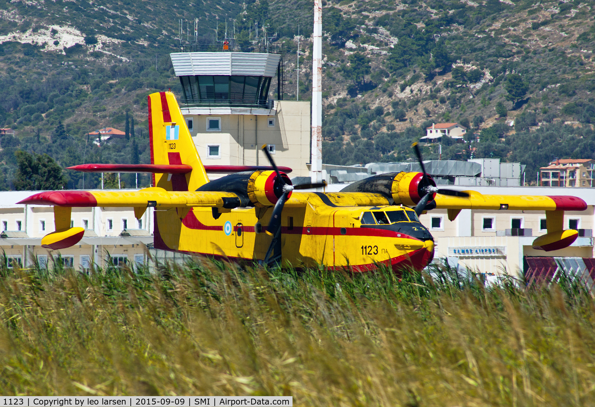 1123, Canadair CL-215-V (CL-215-1A10) C/N 1123, Samos 9.9.2015 duing Taxi.