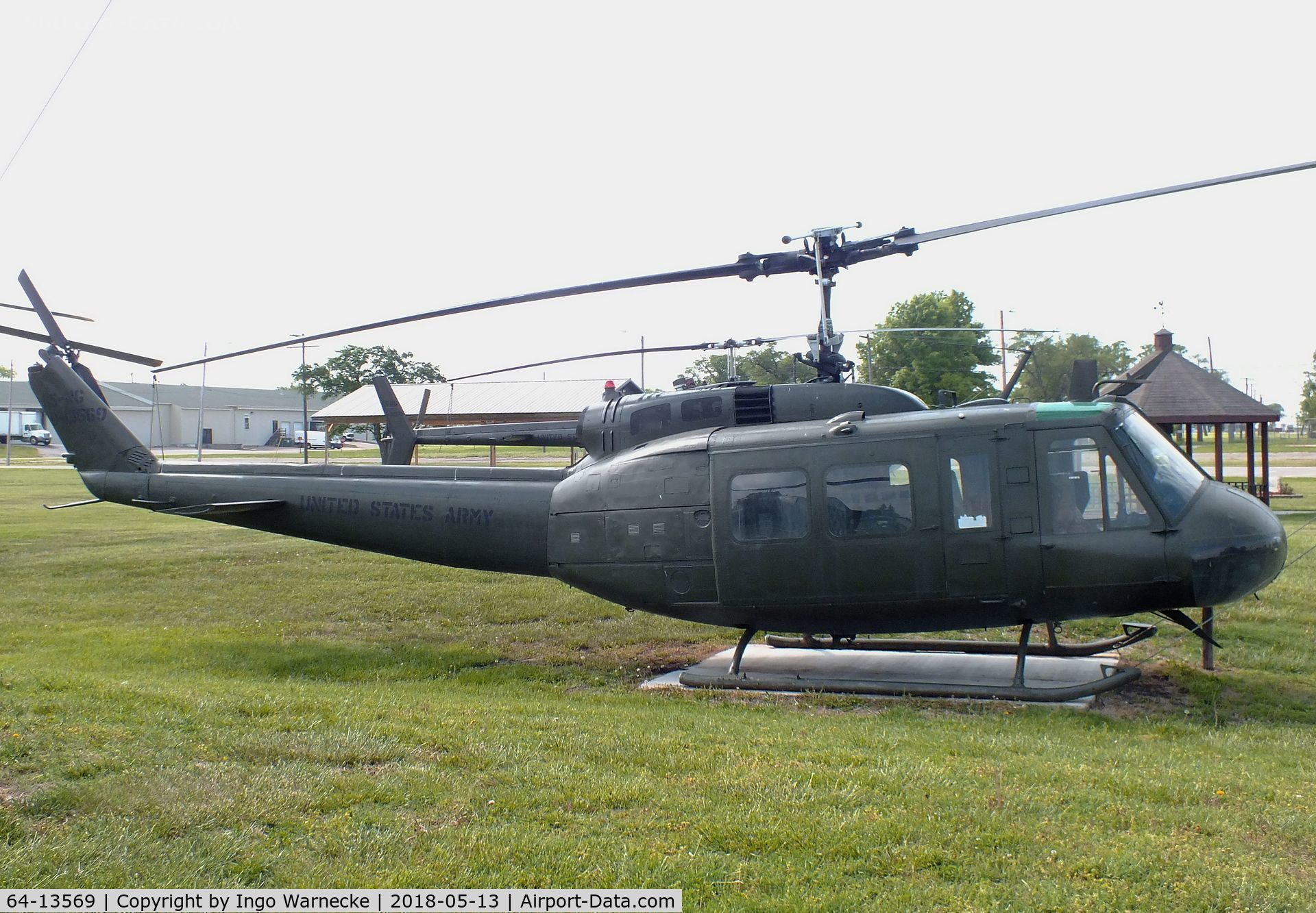 64-13569, 1965 Bell UH-1H Iroquois C/N 4276, Bell UH-1H Iroquois at the Museum of the Kansas National Guard, Topeka KS