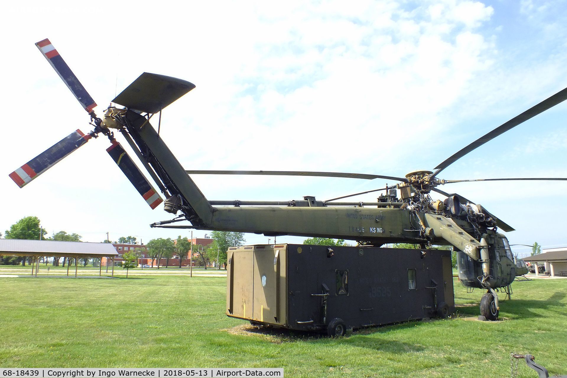 68-18439, 1968 Sikorsky CH-54A Tarhe C/N 64.041, Sikorsky CH-54A Tarhe at the Museum of the Kansas National Guard, Topeka KS