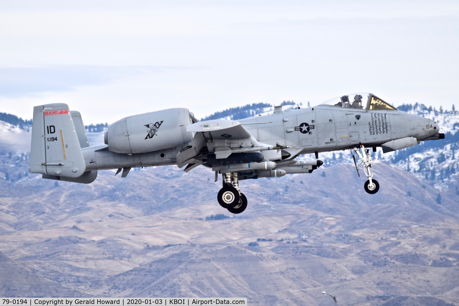 79-0194, 1979 Fairchild Republic A-10C Thunderbolt II C/N A10-0458, Landing 10R.