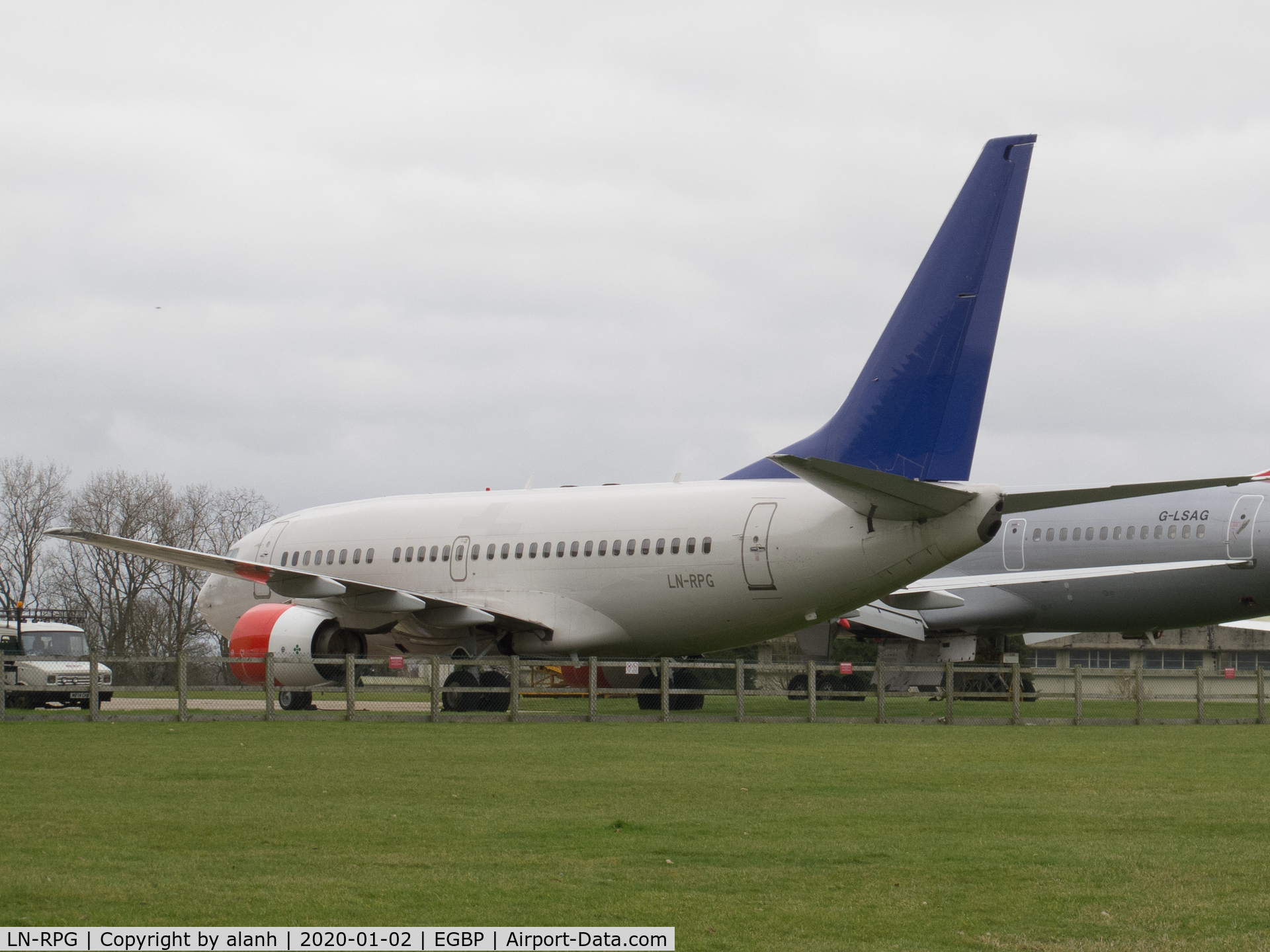 LN-RPG, 1999 Boeing 737-683 C/N 28310, Parked at Kemble, without titles