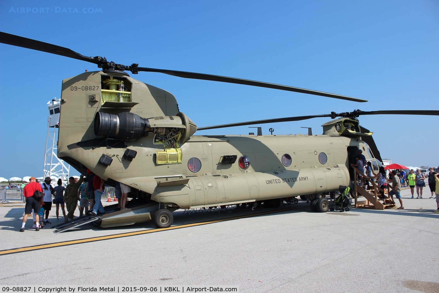 09-08827, 2009 Boeing CH-47F Chinook C/N M8827, Cleveland Airshow 2015