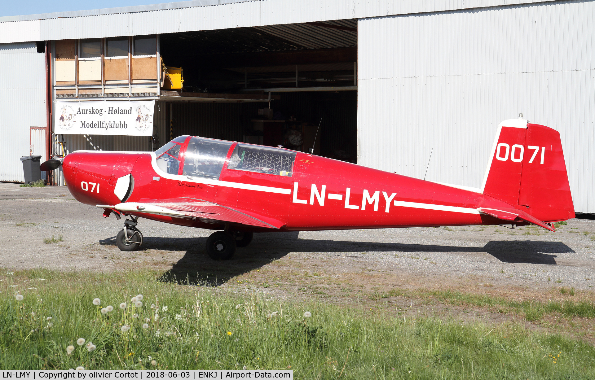 LN-LMY, Saab Sk.50B Safir C/N 91-281, Kjeller airfield