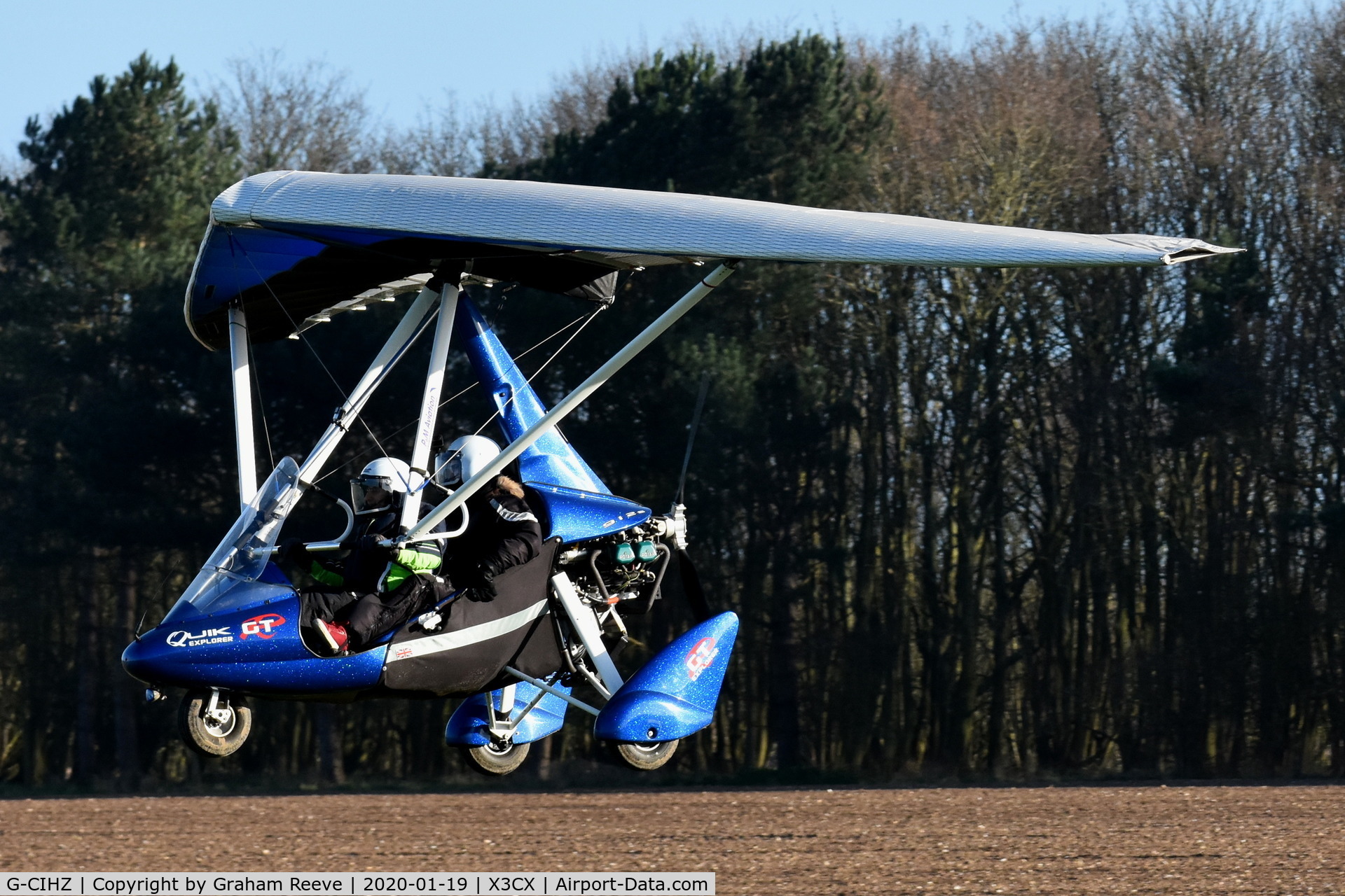 G-CIHZ, 2014 P&M Aviation Quik GTR C/N 8669, Landing at Northrepps.