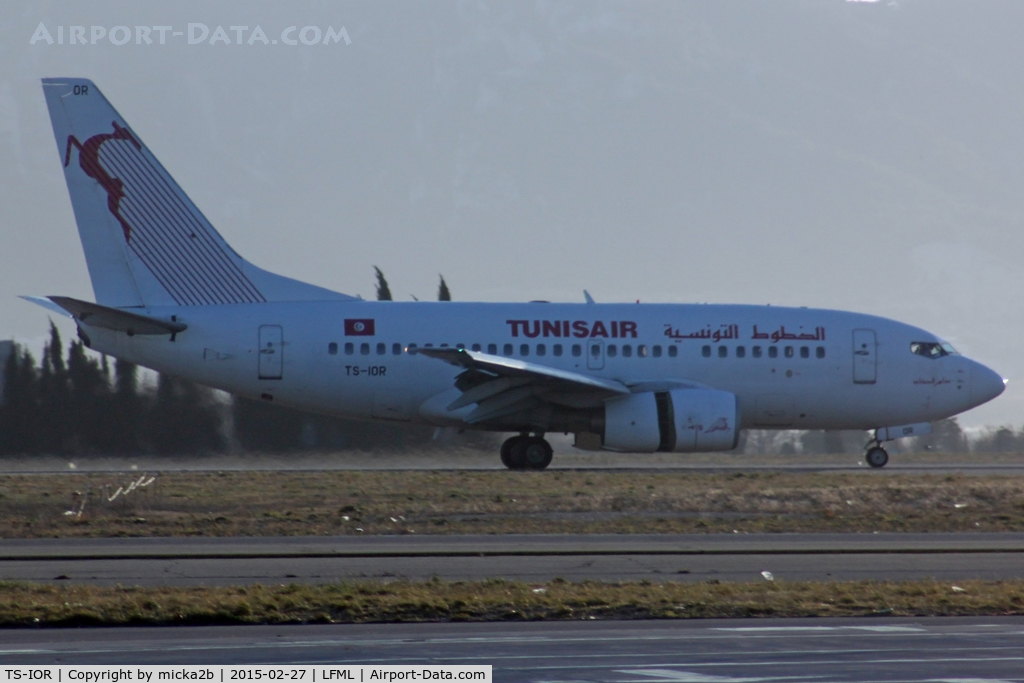 TS-IOR, 2001 Boeing 737-6H3 C/N 29502, Taxiing