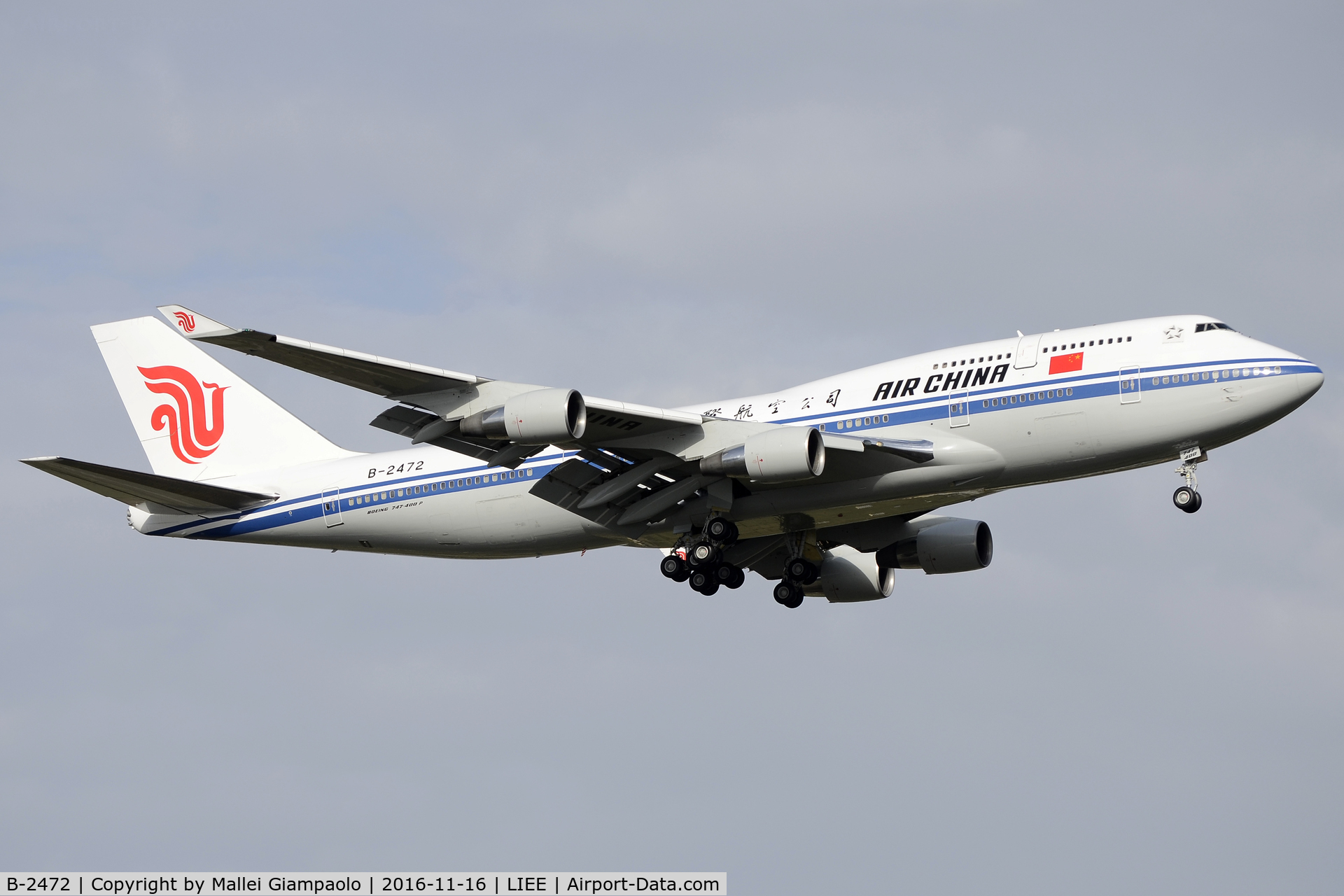 B-2472, 2000 Boeing 747-4J6 C/N 30158, B-2472