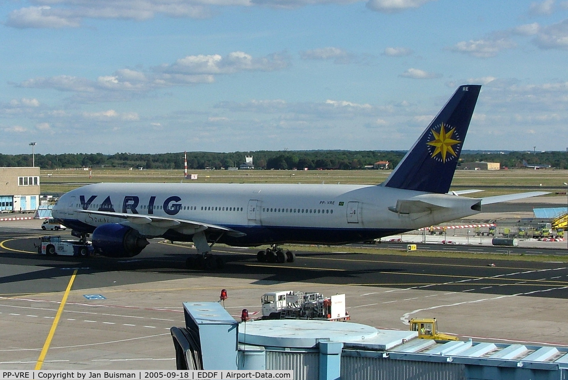 PP-VRE, 1999 Boeing 777-222/ER C/N 30213, Varig
