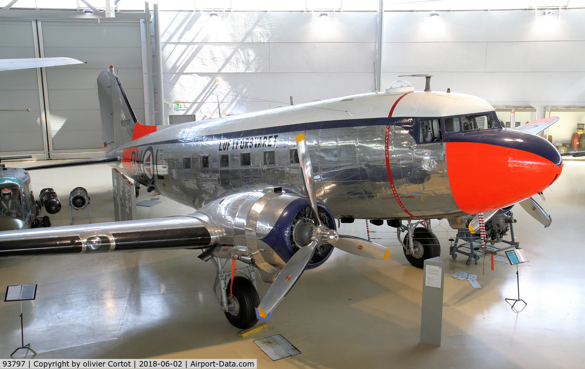 93797, 1942 Douglas C-47A Skytrain C/N 13749, Near Oslo airport