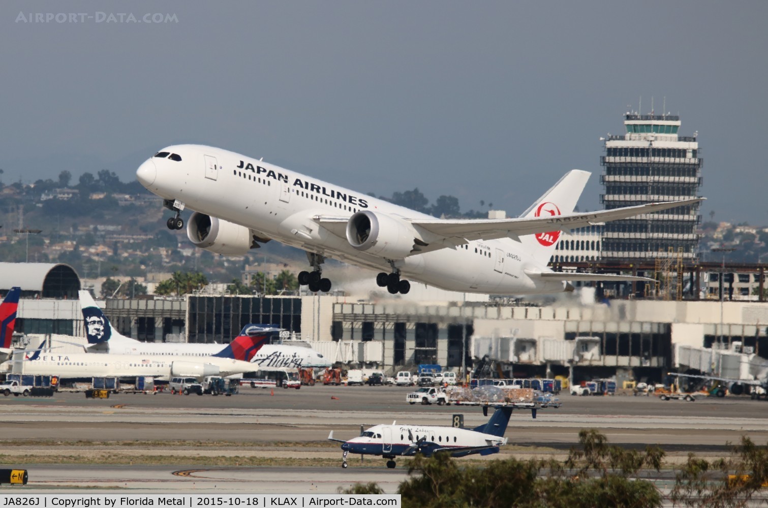 JA826J, 2012 Boeing 787-8 Dreamliner C/N 34836, LAX 2015