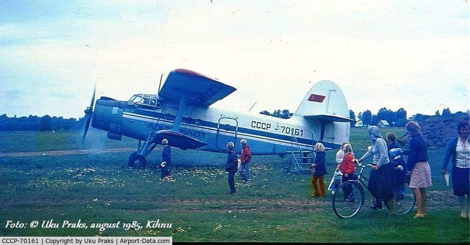 CCCP-70161, 1972 Antonov An-2TP C/N 1G137-35, In kihnu airport 1985