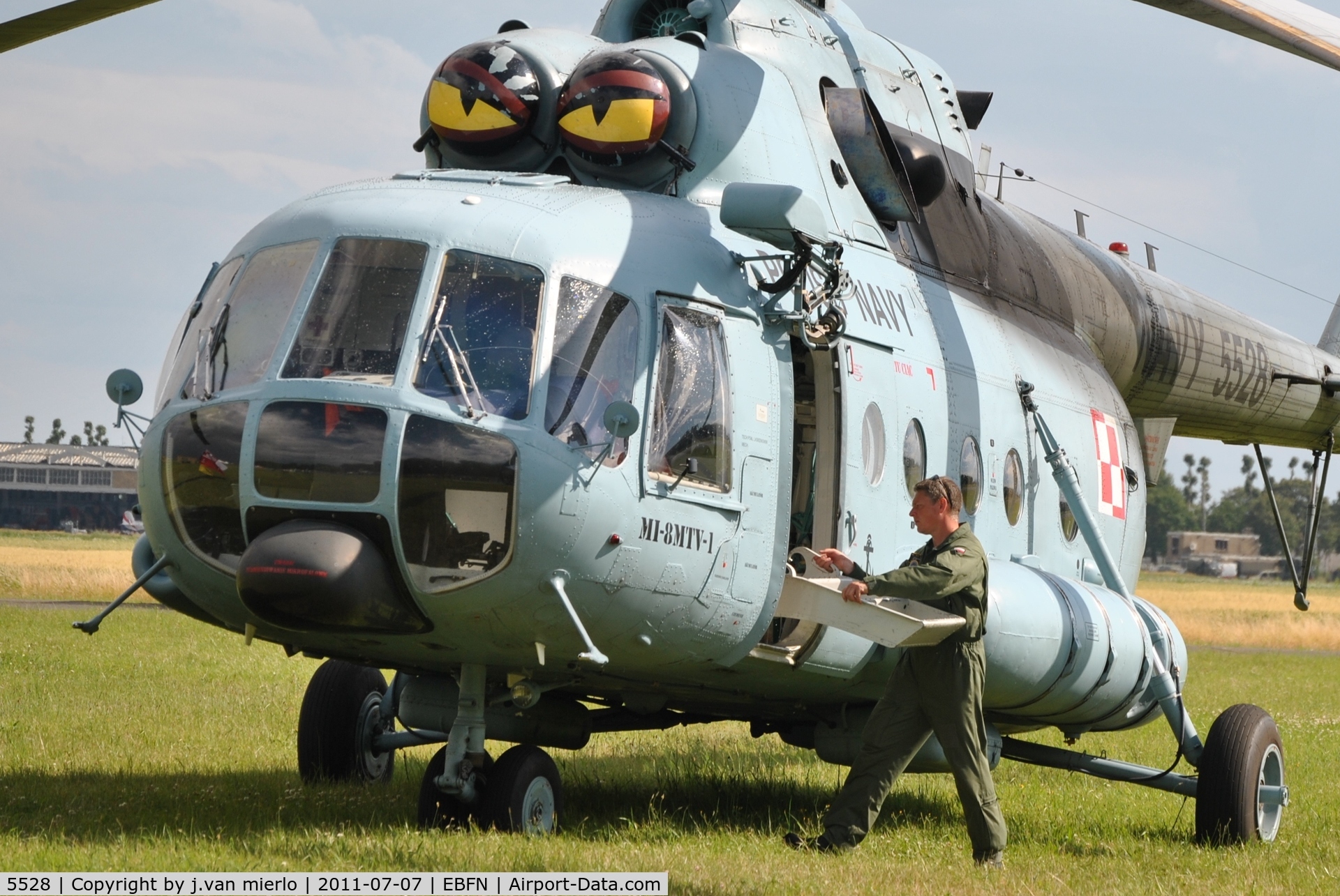 5528, Mil Mi-8MTV-1 Hip C/N 95528, Belgium