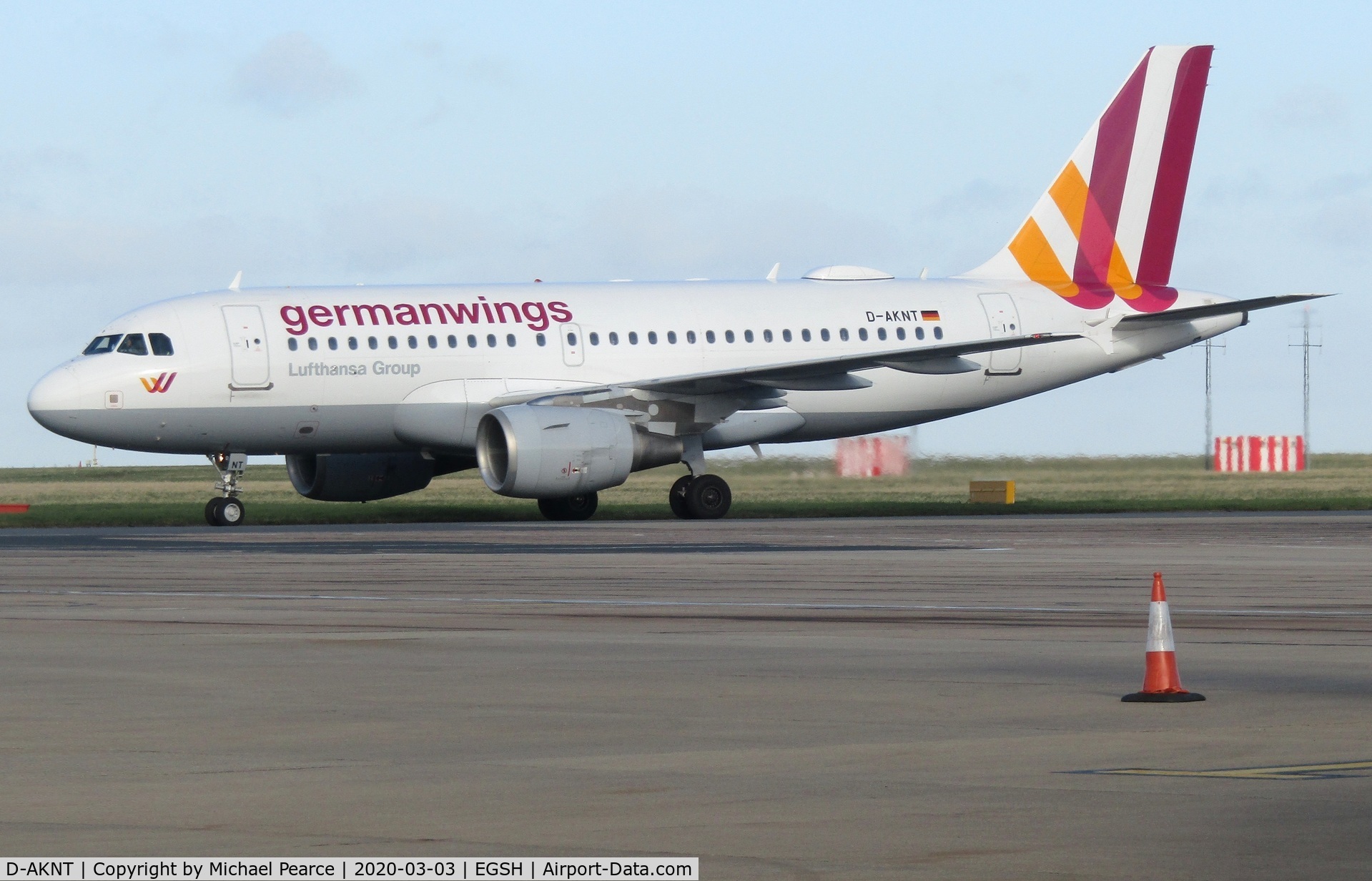 D-AKNT, 2005 Airbus A319-112 C/N 2607, Arriving from Hamburg (HAM) for respray by Air Livery.