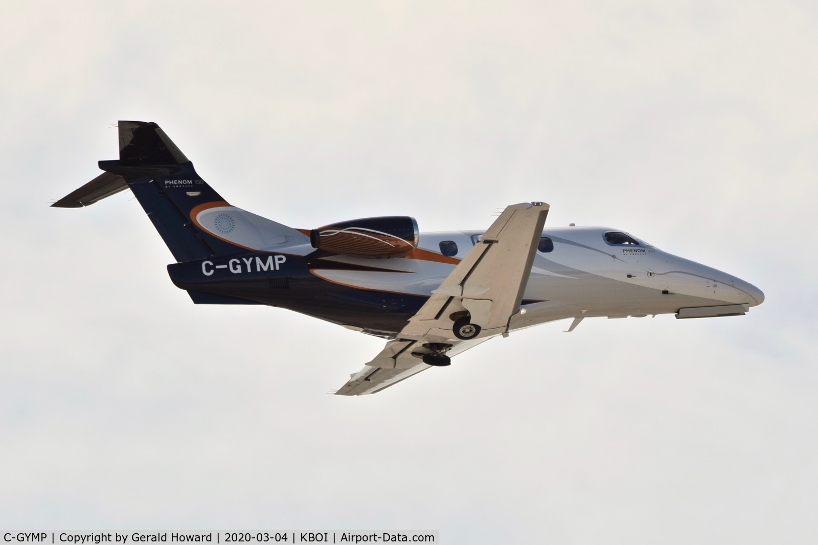 C-GYMP, 2010 Embraer EMB-500 Phenom 100 C/N 50000214, Departing BOI
