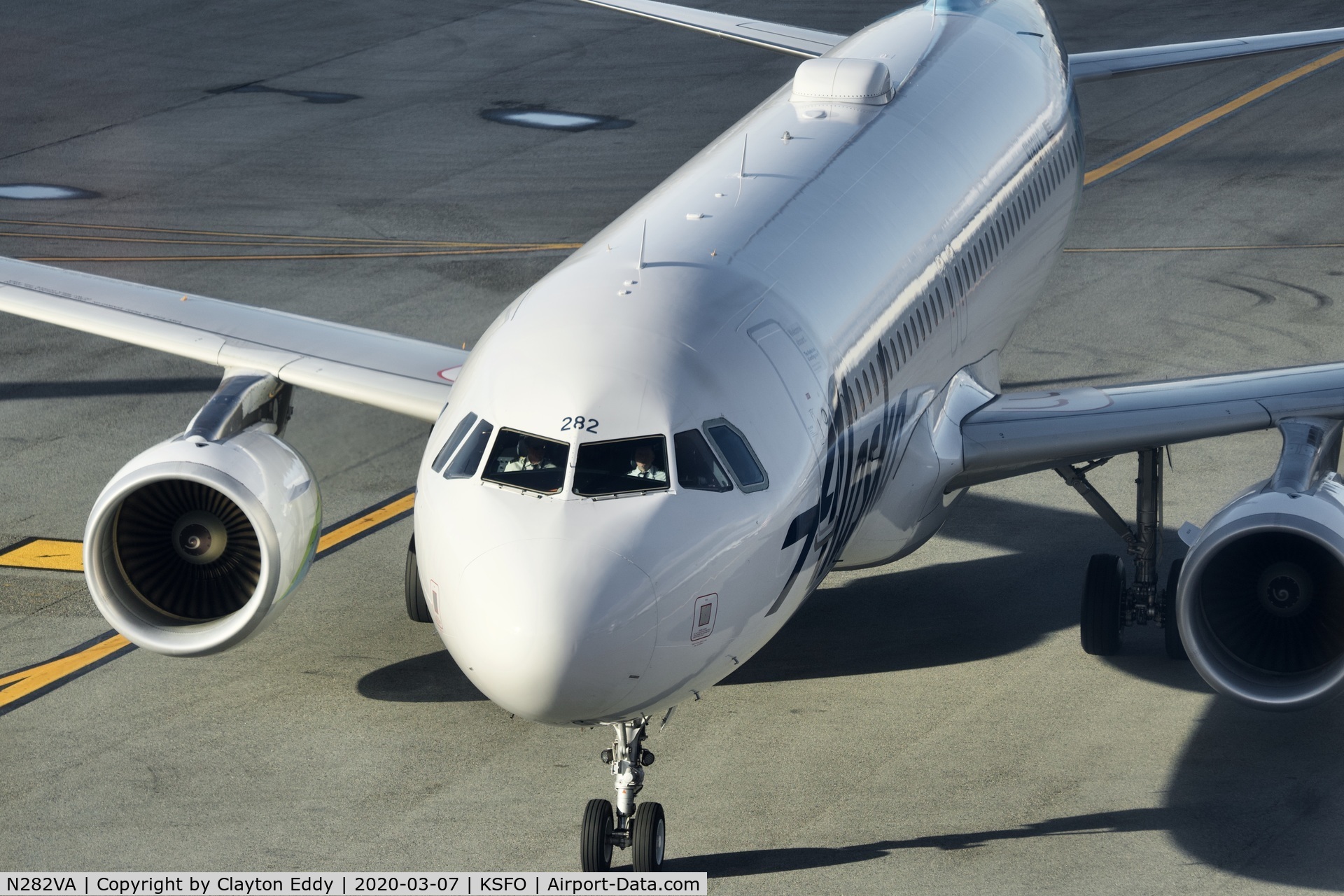 N282VA, 2015 Airbus A320-214 C/N 6704, Sky Terrace SFO 2020.