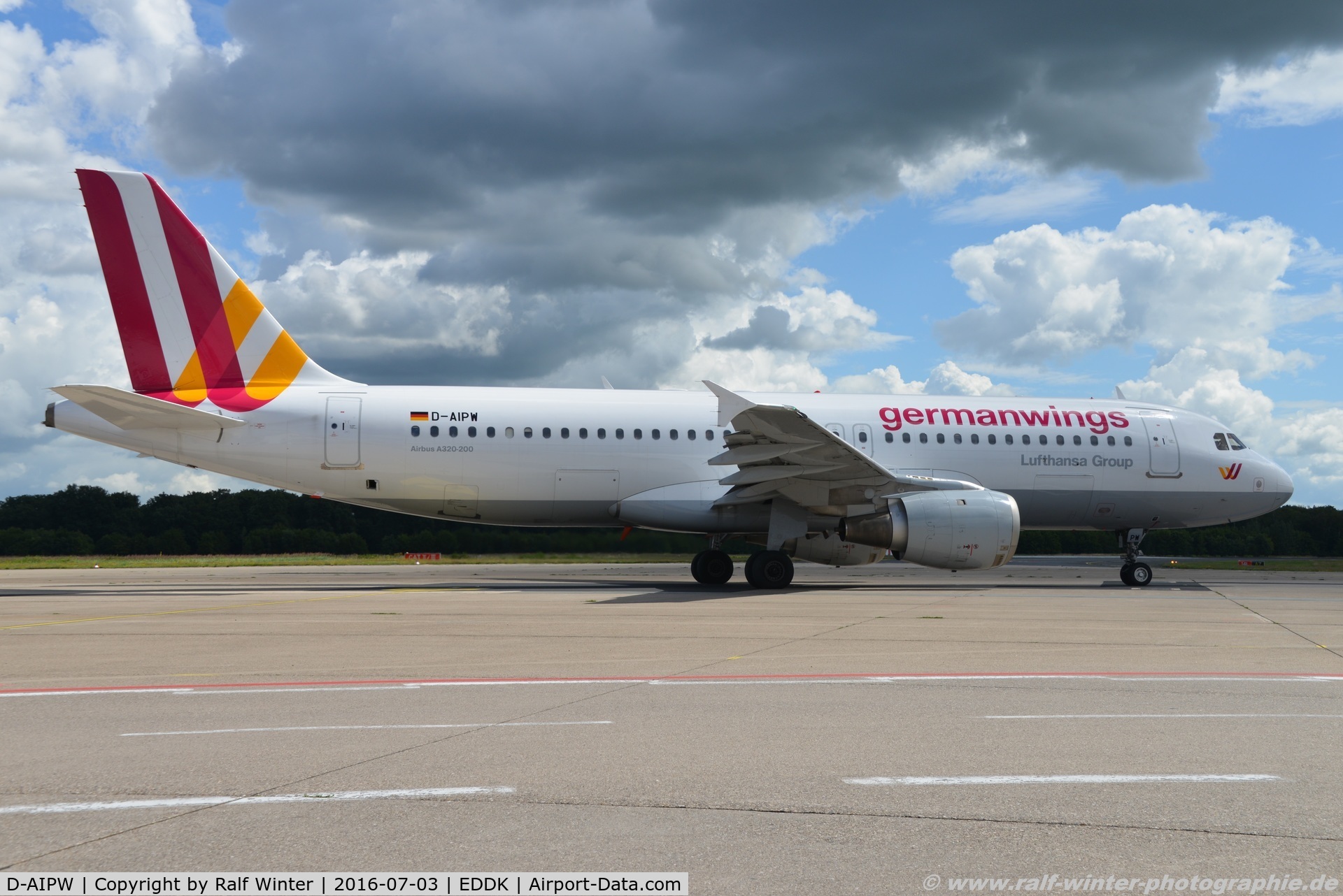 D-AIPW, 1990 Airbus A320-211 C/N 137, Airbus A320-211 - 4U GWI Germanwings ex Lufthansa 'Schwerin' - 137 - D-AIPW - 03.07.2016 - CGN