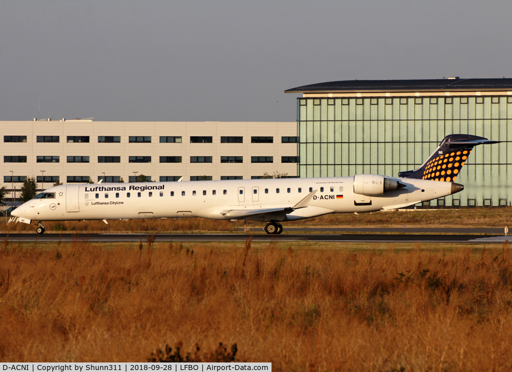 D-ACNI, 2009 Bombardier CRJ-900 NG (CL-600-2D24) C/N 15248, Ready for take off from rwy 32R in basic Eurowings c/s