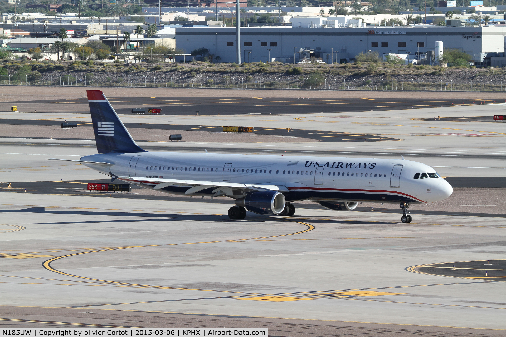 N185UW, 2002 Airbus A321-211 C/N 1666, Phoenix, 2015