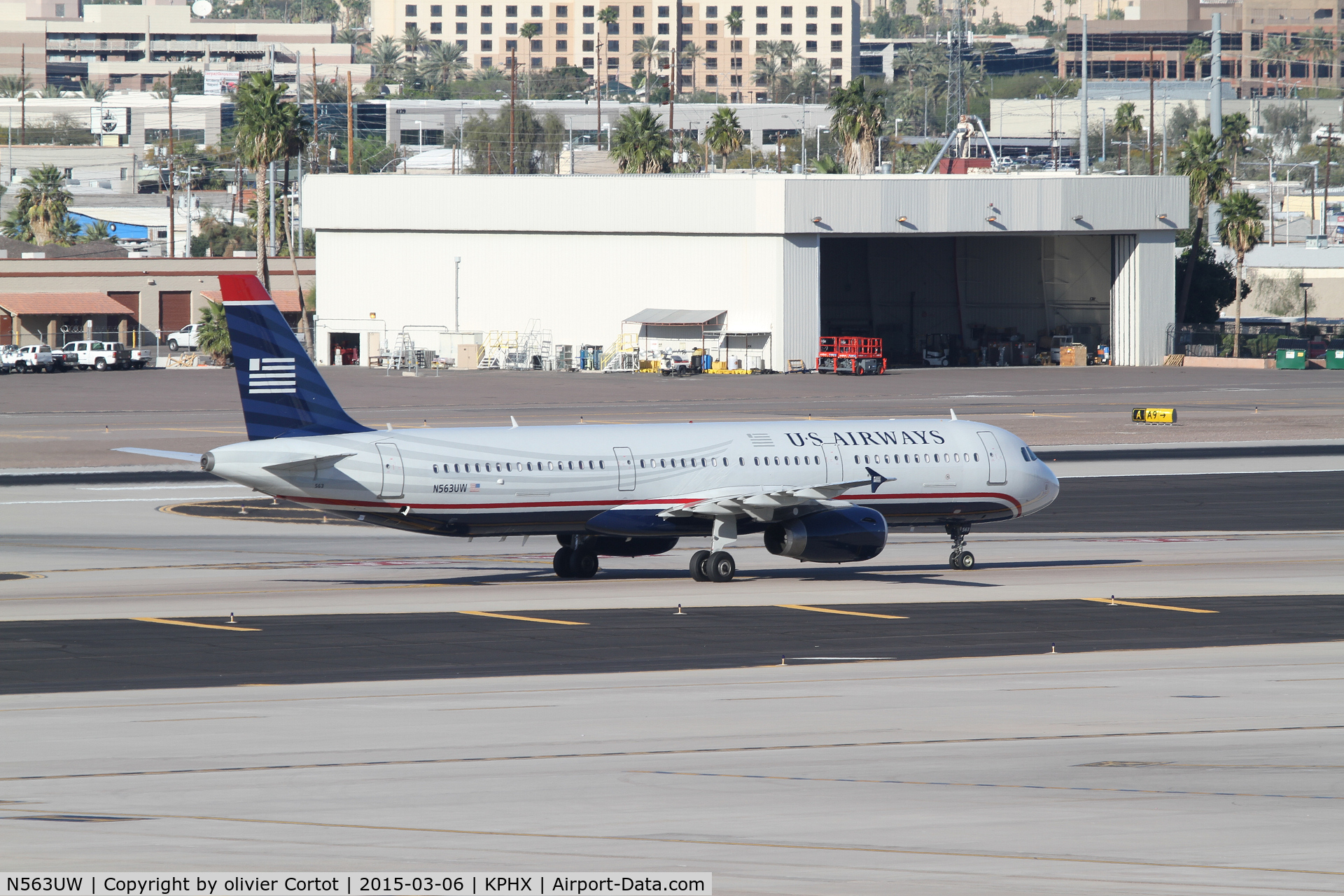 N563UW, 2012 Airbus A321-231 C/N 5368, Phoenix 2015