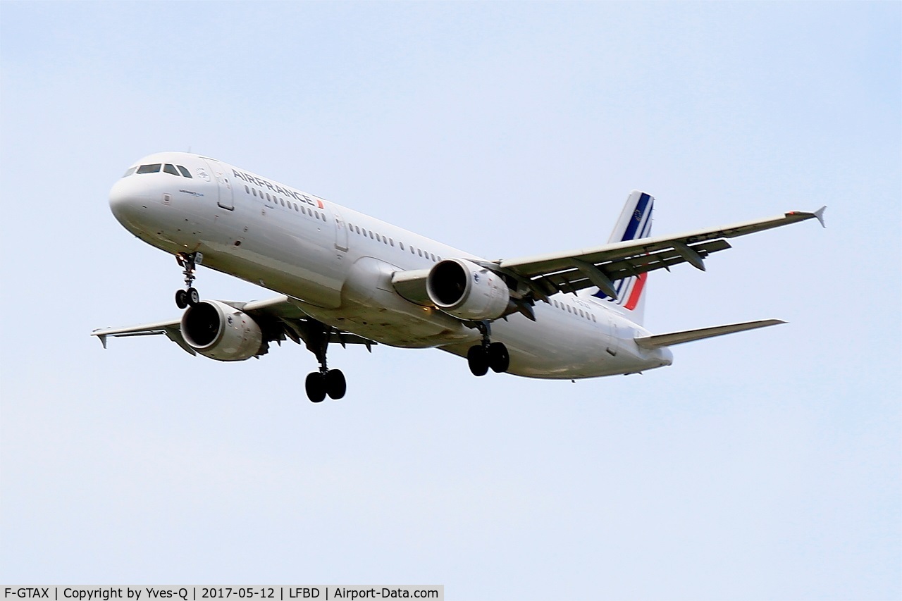 F-GTAX, 2009 Airbus A321-212 C/N 3930, Airbus A321-212, Short approach rwy 23, Bordeaux Mérignac airport (LFBD-BOD)