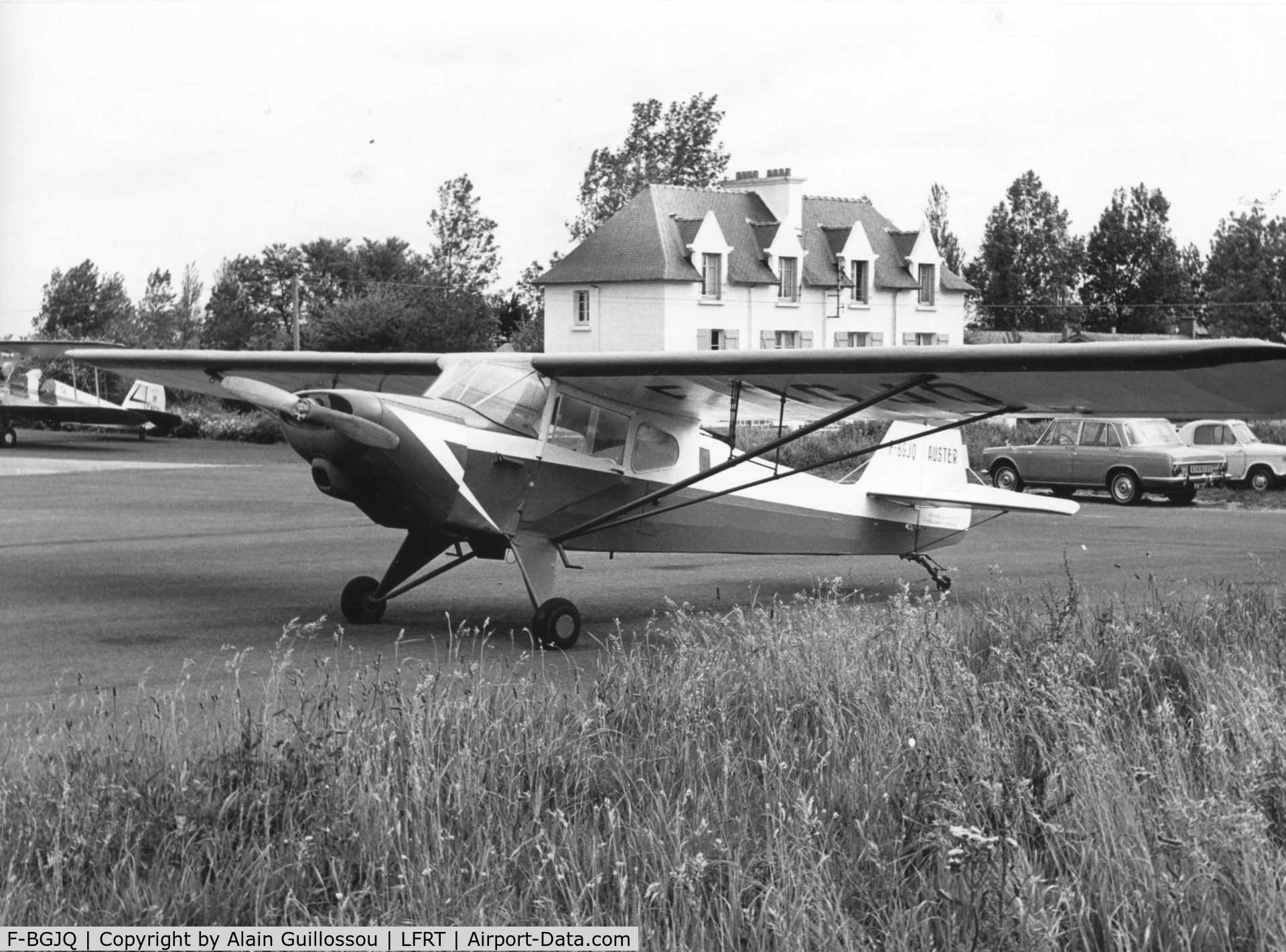 F-BGJQ, 1946 Auster J-2 Arrow C/N 2378, Owner in 1965 : Aéroclub des Côtes du Nord