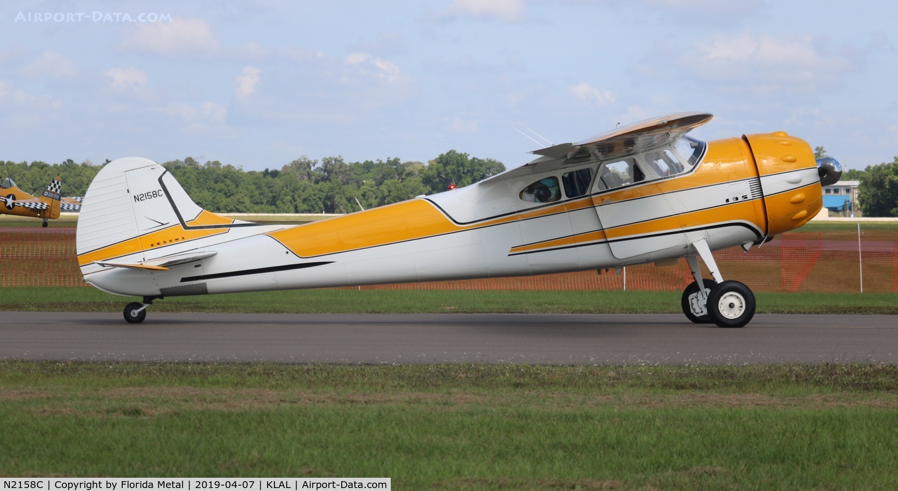 N2158C, 1954 Cessna 195B Businessliner C/N 16143, Cessna 195B